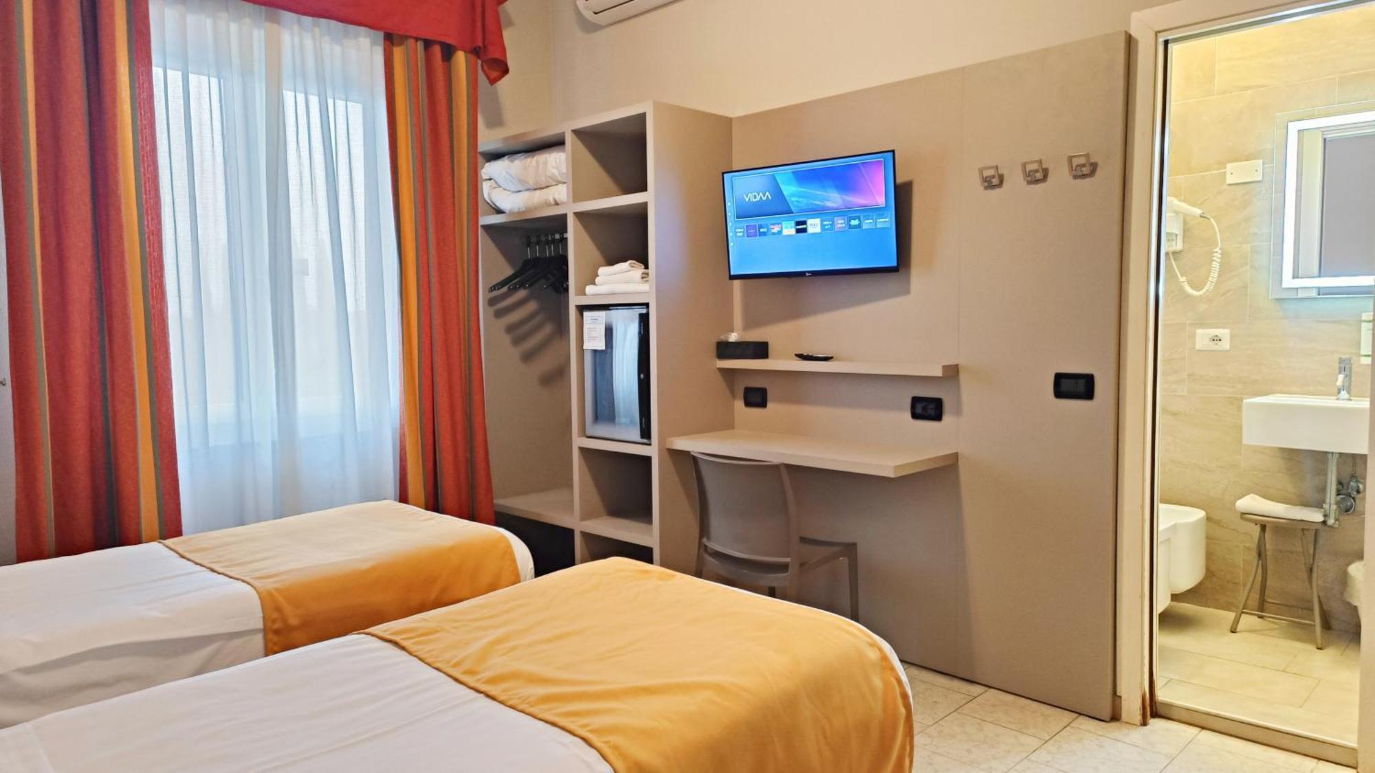 Valmarina Otel Calenzano Dış mekan fotoğraf